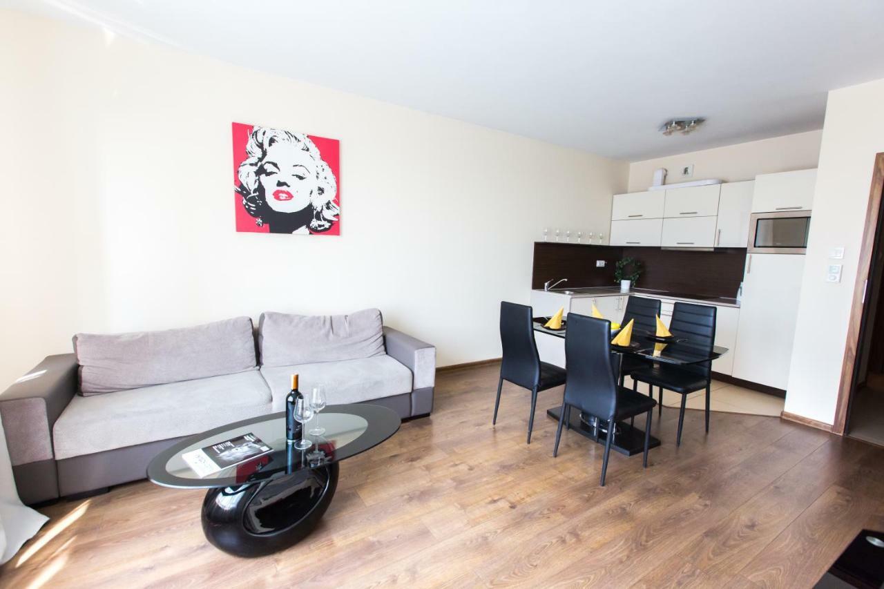 Pcd Aparthotel Ochota Βαρσοβία Εξωτερικό φωτογραφία